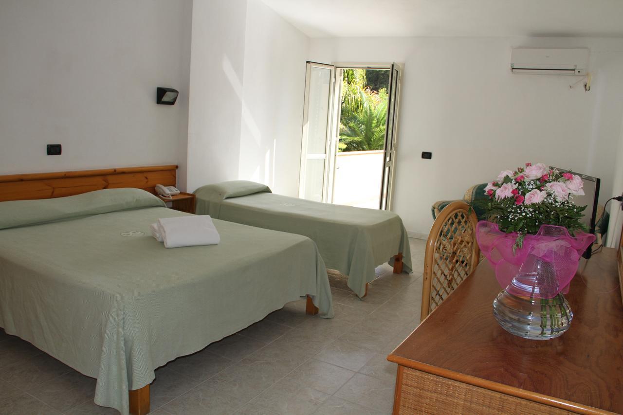 Green Garden Club Briatico Dış mekan fotoğraf